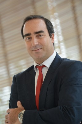 Claudio Siedmann, gerente sênior de ônibus da Daimler Latina